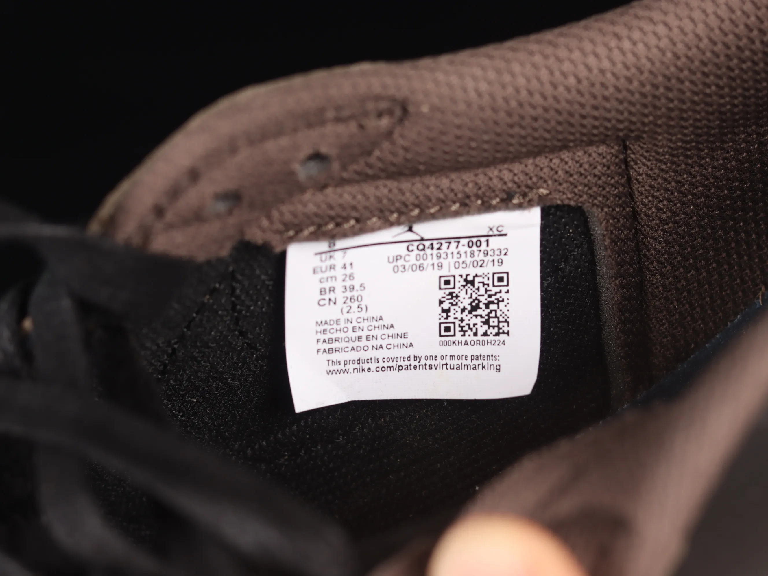 All categories Air Jordan Jordan series basketball shoes Air Jordan 1 Low LW version Travis Scott x Jordan 1 low AJ 1 OG barb reverse hook grimace low top CQ4277-001
